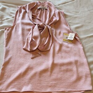 Kasper Light Pink Sleeveless Blouse